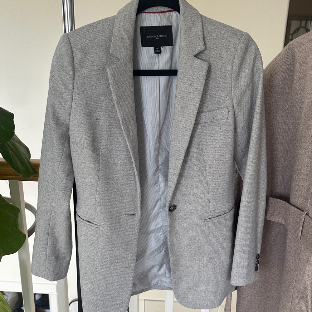 Banana Republic Light Gray women’s  Blazer